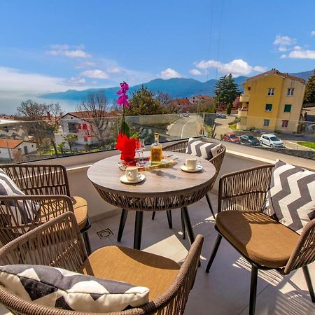 Apartment Top View With Balcony And Private Parking Rijeka Bagian luar foto